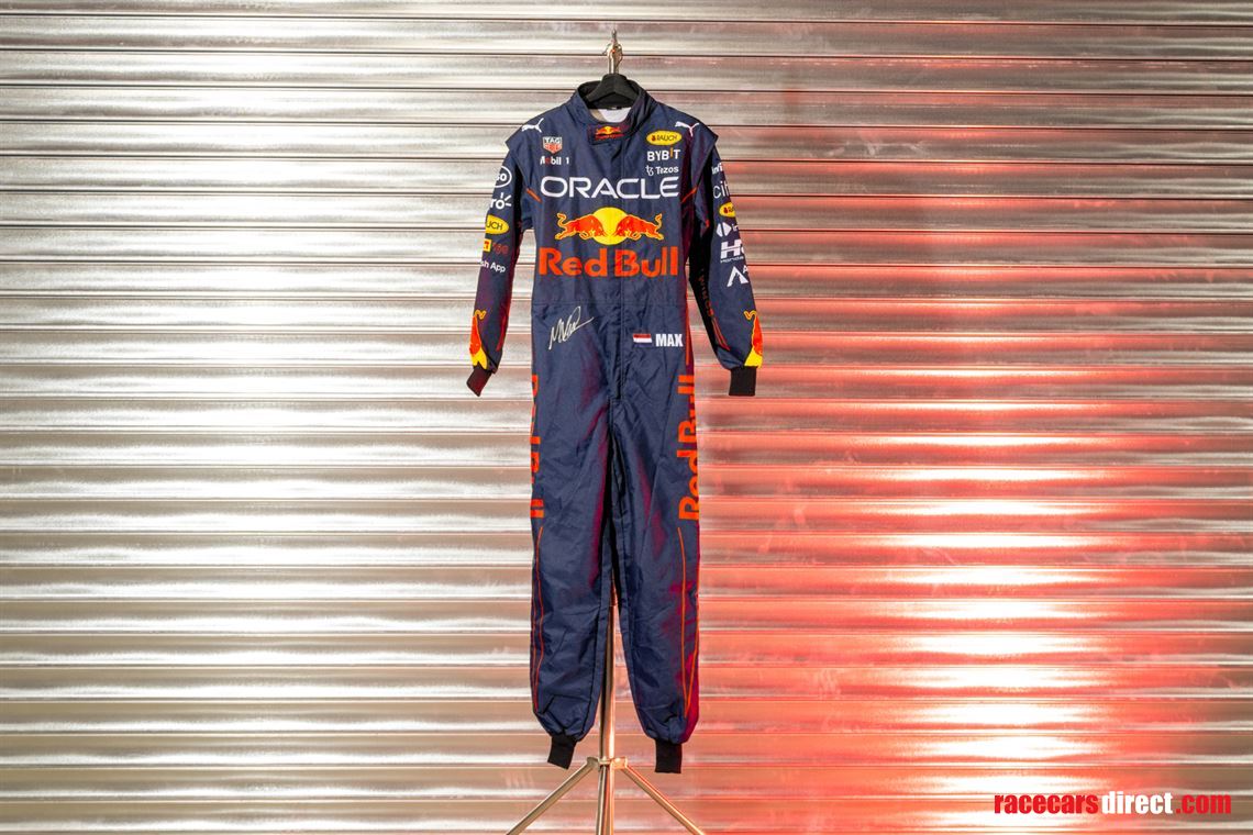 max-verstappen-hand-signed-red-bull-race-suit
