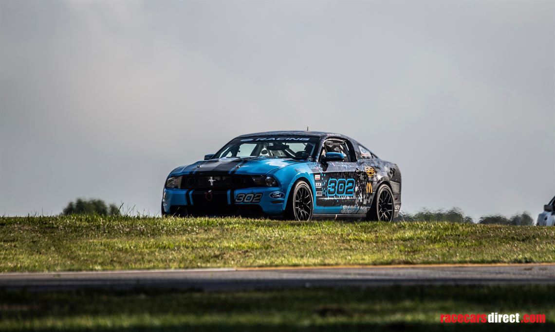 2012-ford-mustang-boss-302r1-multimatic-motor