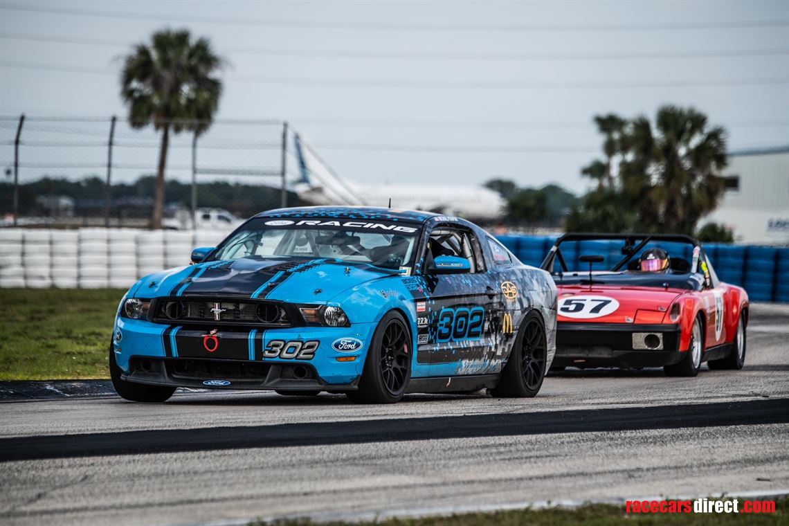 2012-ford-mustang-boss-302r1-multimatic-motor