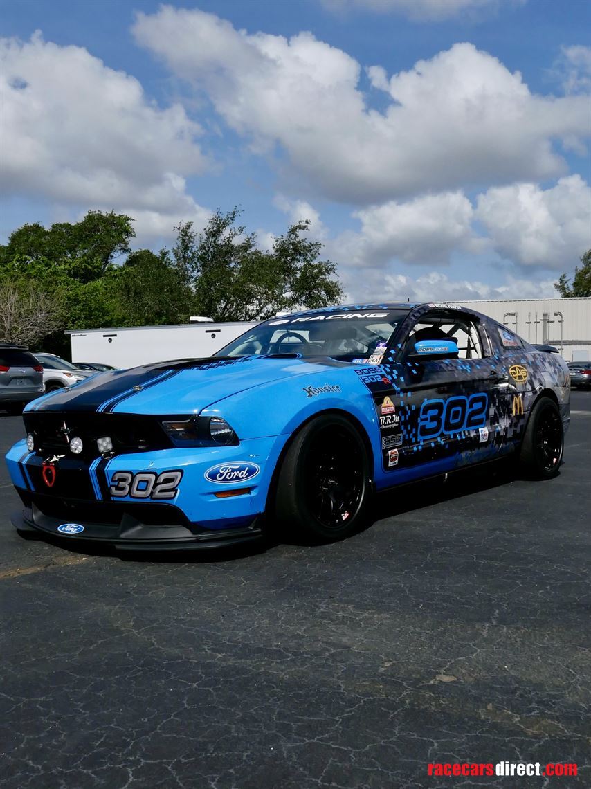2012-ford-mustang-boss-302r1-multimatic-motor