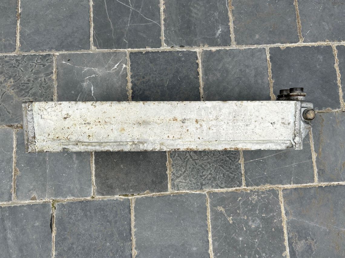 porsche-911-carrera-rsr-30-behr-front-oil-coo