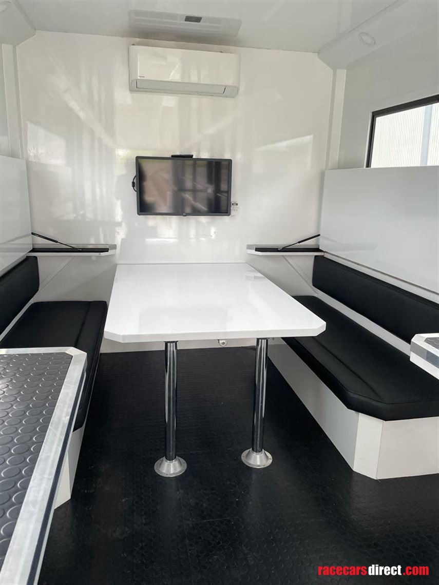 renegade-race-trailer