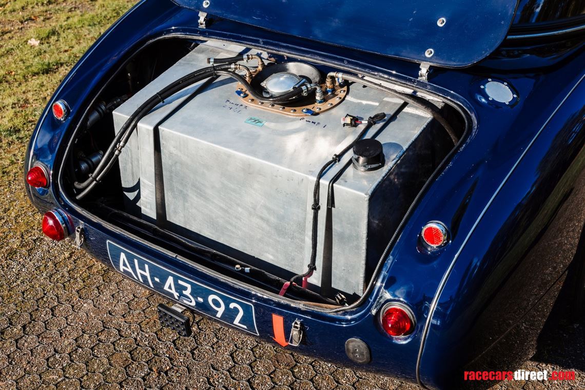 1960-austin-healey-3000