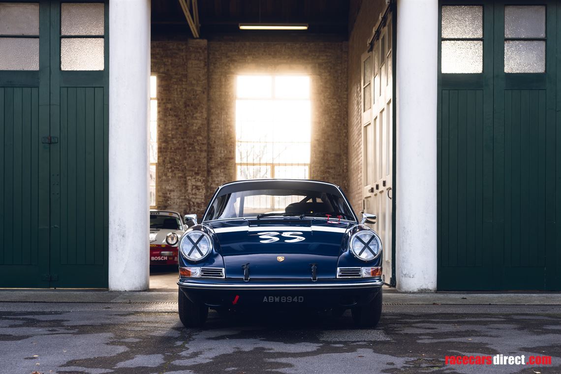 1965-porsche-911-race-car