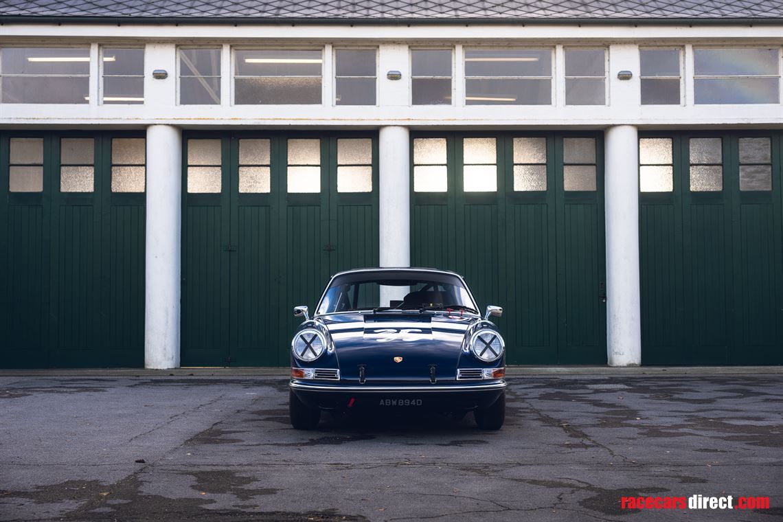 1965-porsche-911-race-car