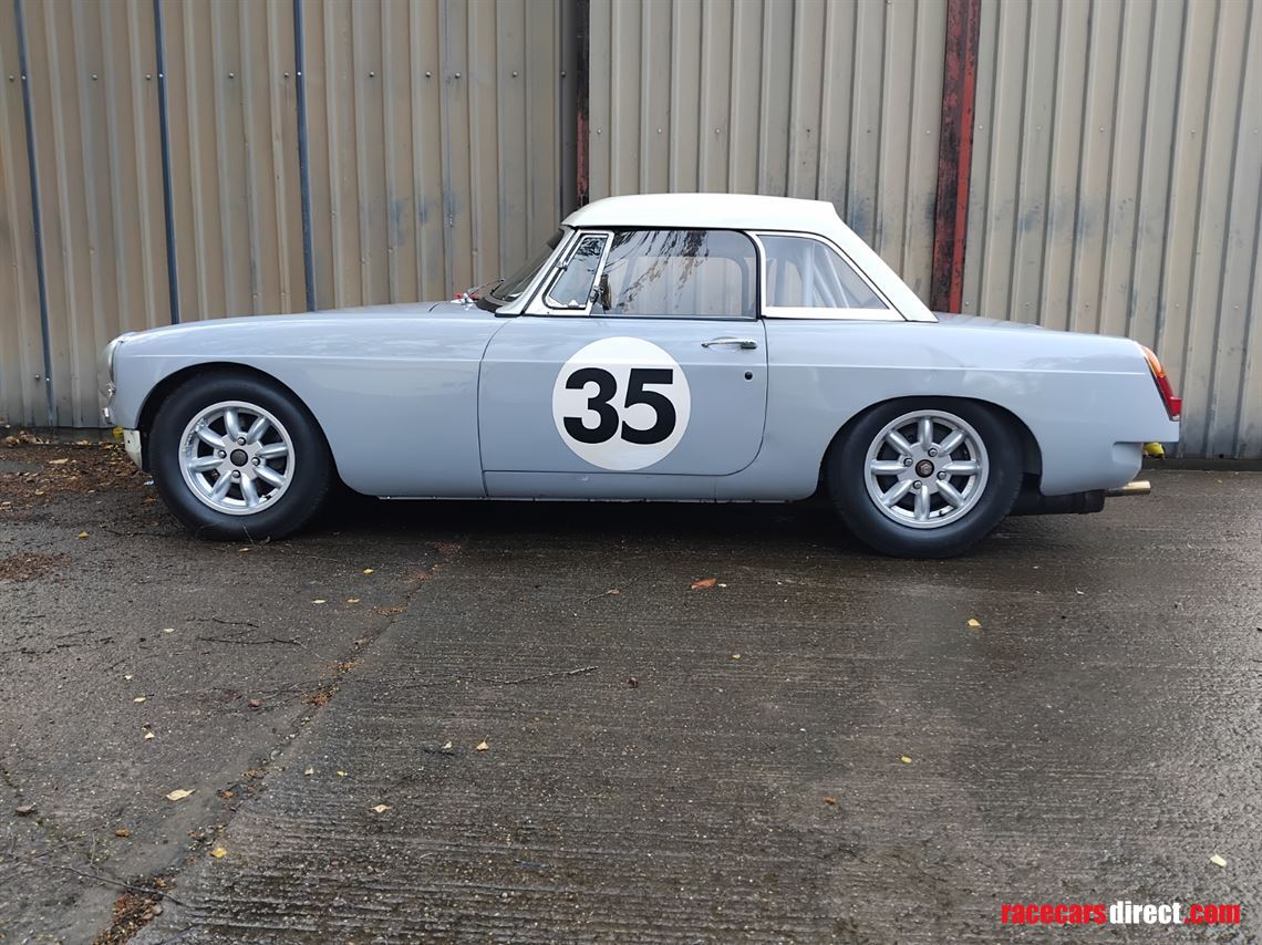 1965-fia-specification-mgb-roadster