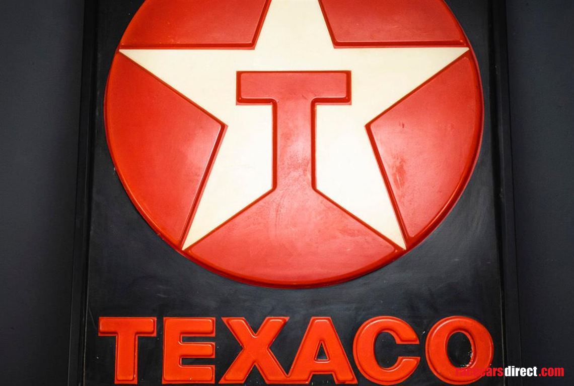 texaco-illuminated-sign-1970