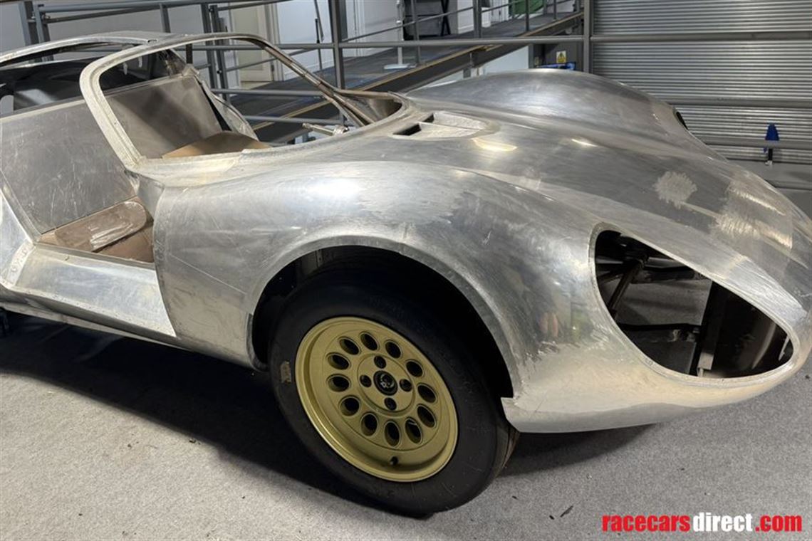 alfa-romeo-tipo-33-prototype-replica