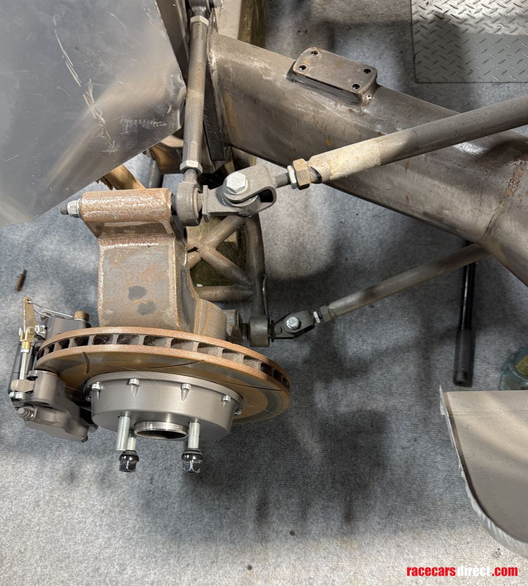 alfa-romeo-tipo-33-prototype-replica