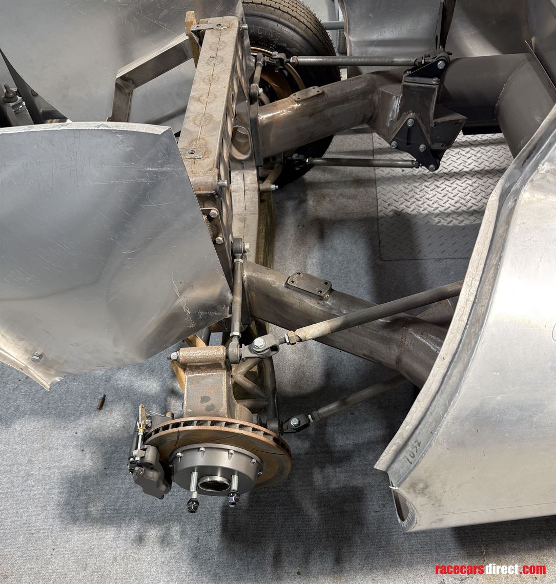 alfa-romeo-tipo-33-prototype-replica