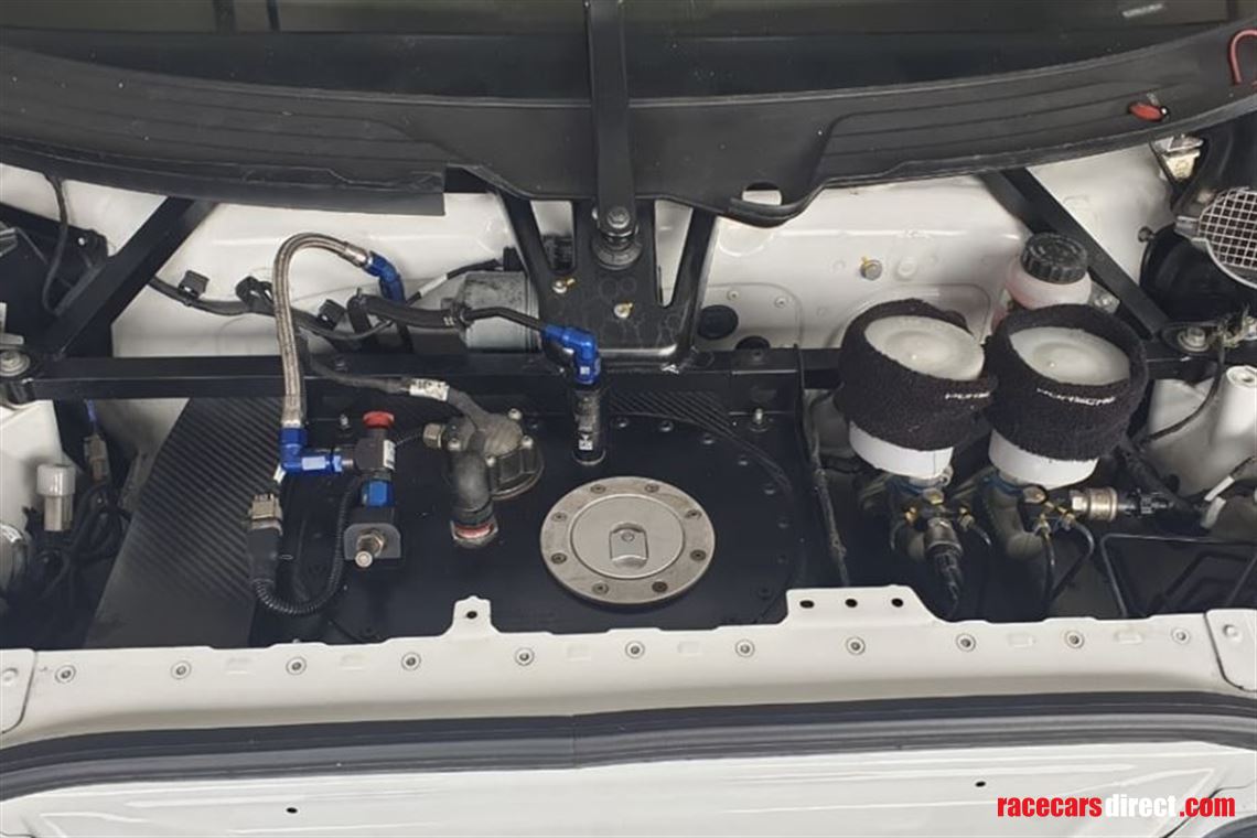 2017-porsche-9912-cup-car