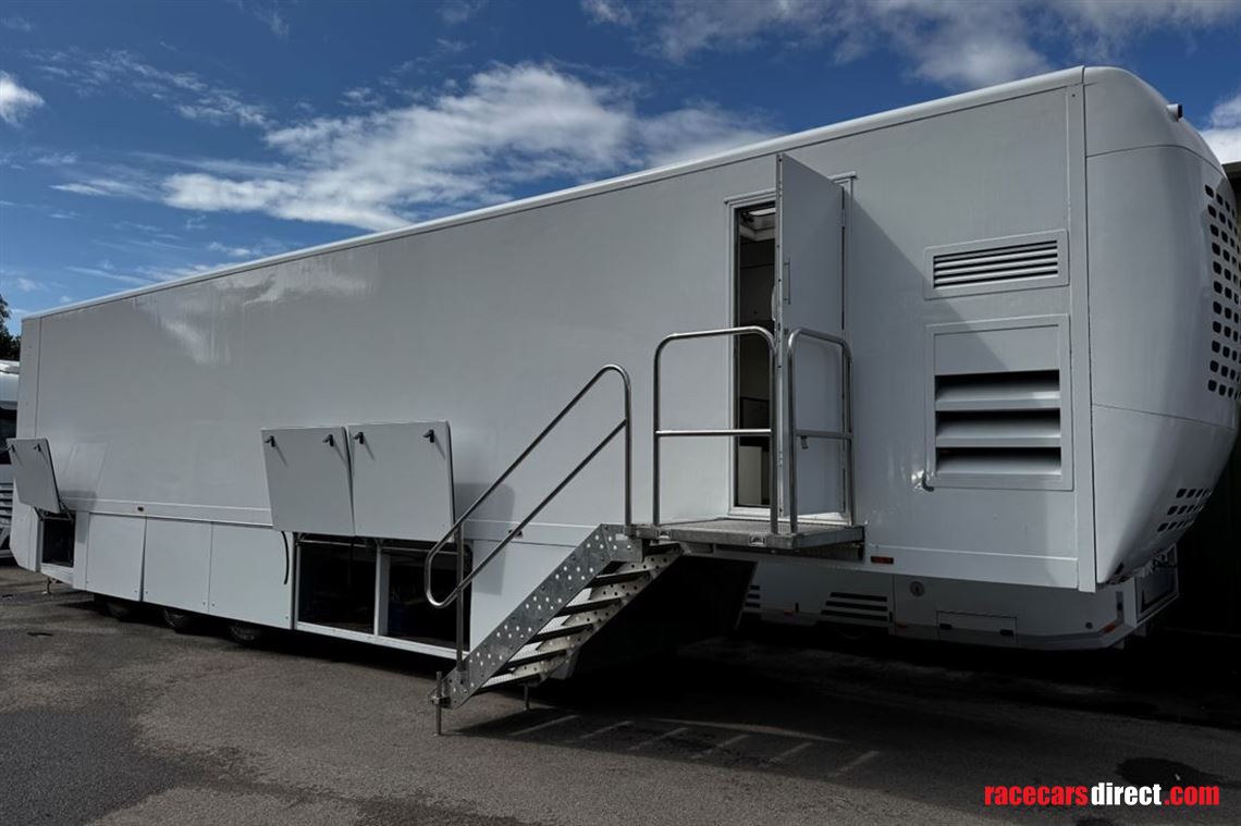 2-car-transporter-with-office