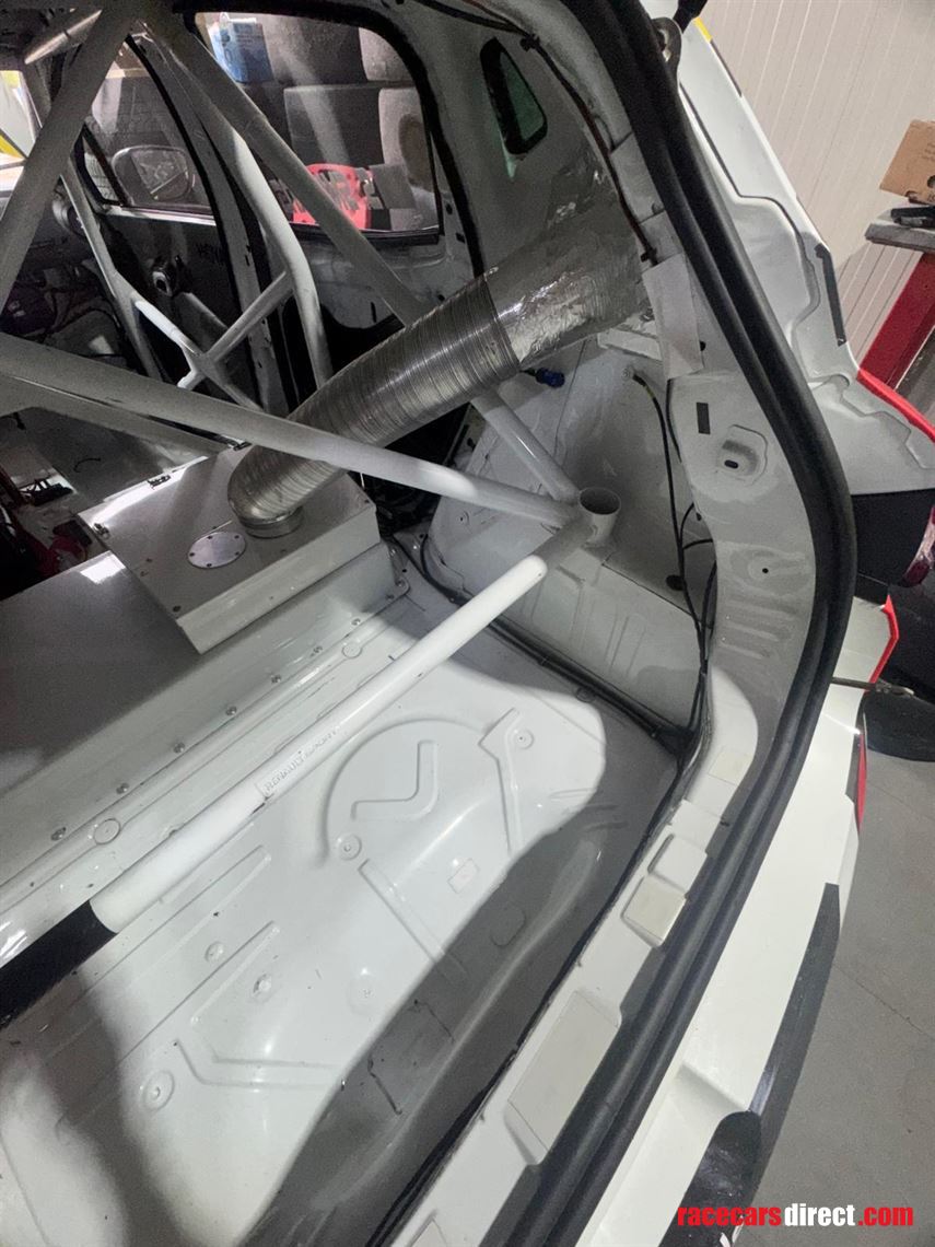 renault-clio-4-cup-endurance-ft3ohlinsairjack