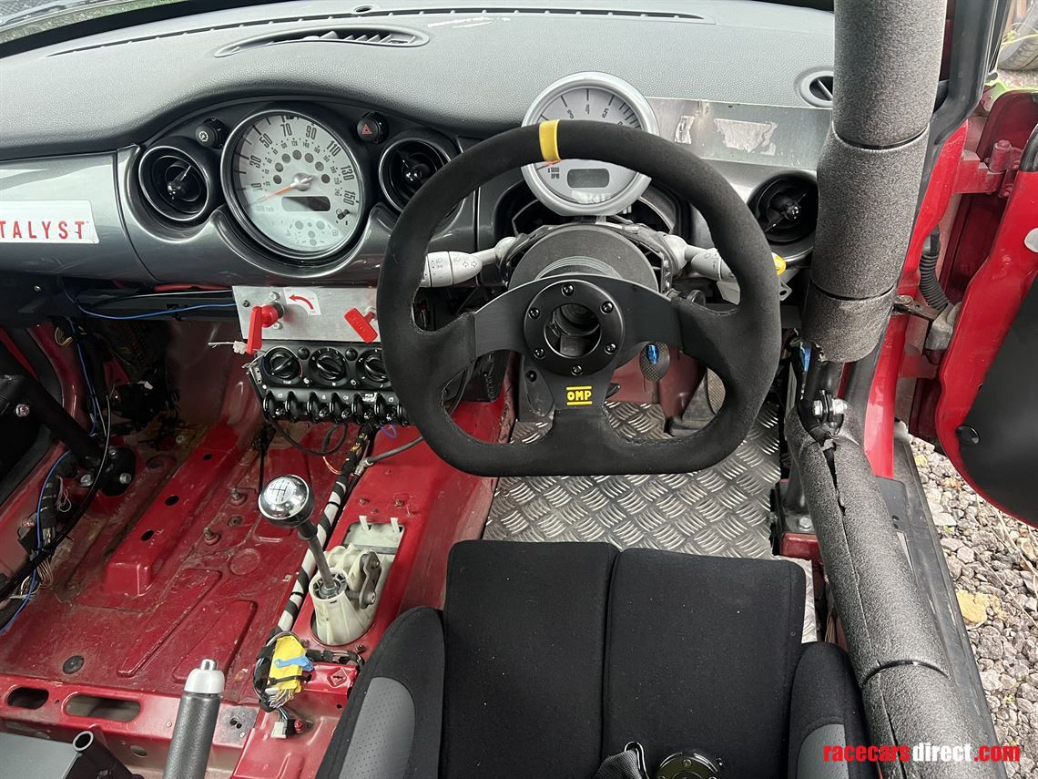 Racecarsdirect.com - Mini Cooper R50 1.6 Challenge Series Clubsport Car