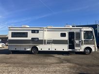 38-ft-coachman-miranda-motorhome-29k-one-owne
