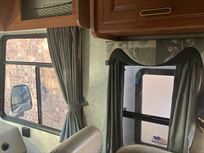 38-ft-coachman-miranda-motorhome-29k-one-owne