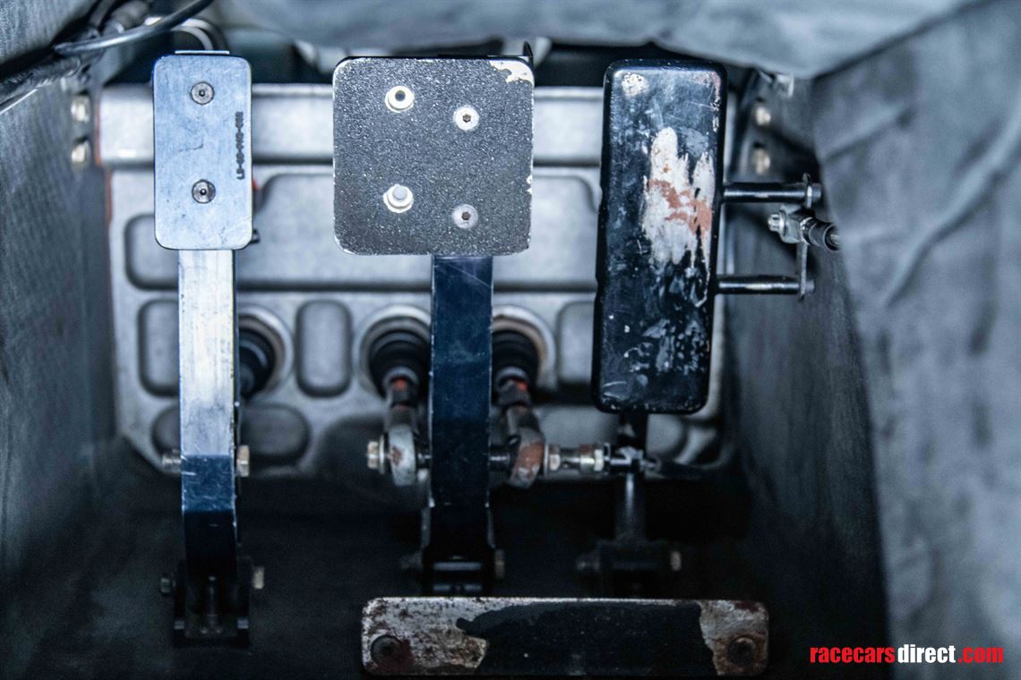 sold-lola-a1gp-autogp---screaming-v8-track-we