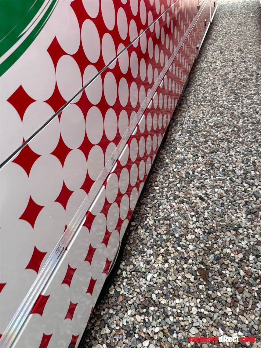 schuler---gt-and-touring-cars-race-trailer