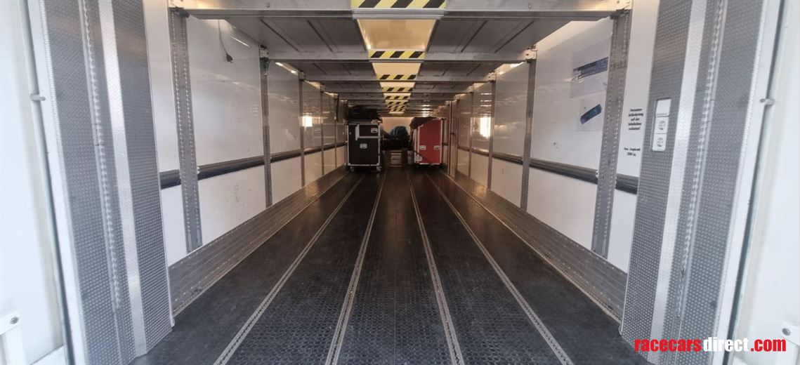 schuler---gt-and-touring-cars-race-trailer