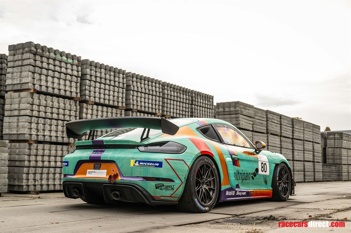 porsche-cayman-718-gt4-rs