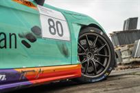 porsche-cayman-718-gt4-rs