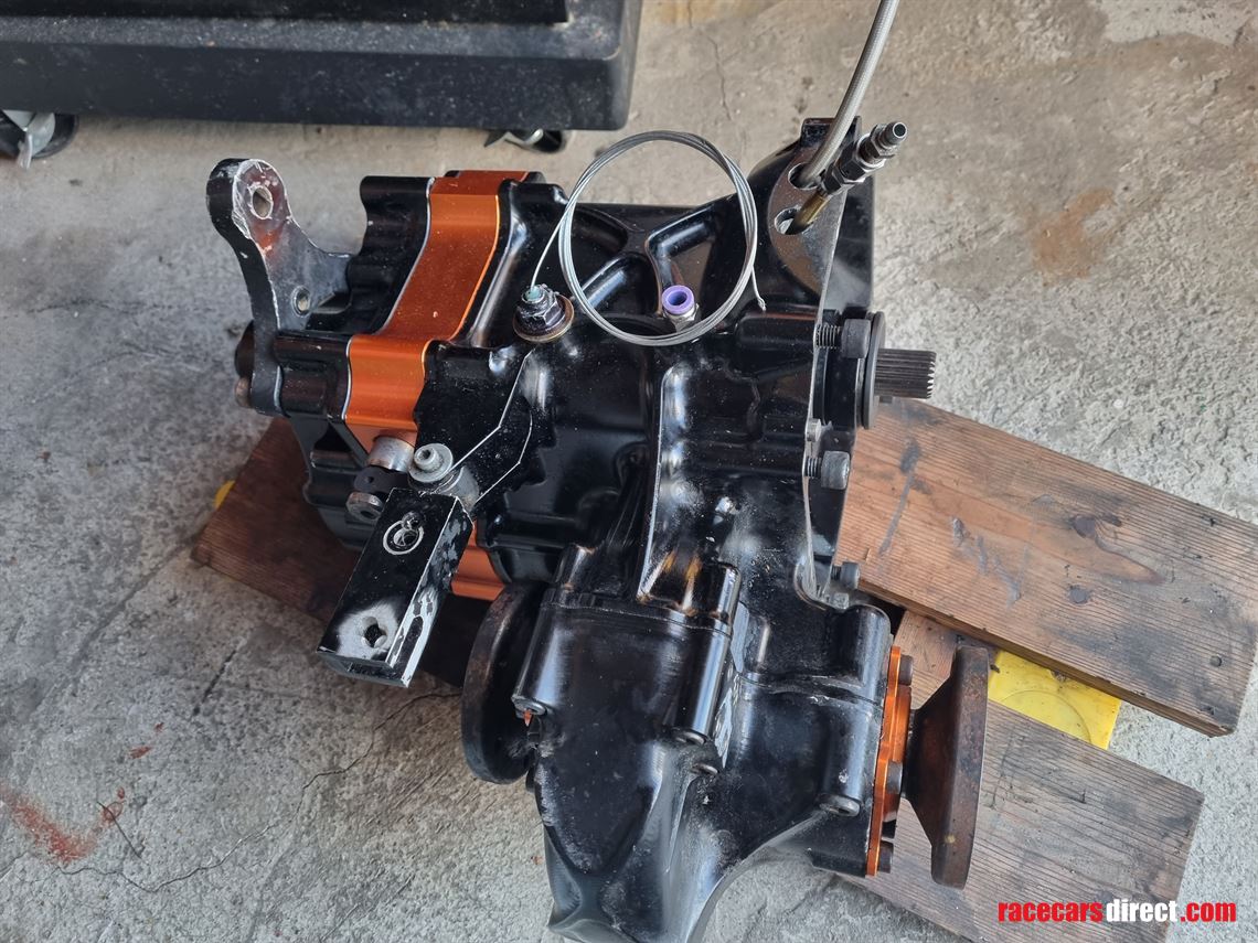 beckert-evo1-6-speed-sequential-gearbox-with