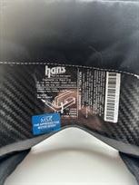 stand21-carbon-hans---medium-20---fia-8858-20