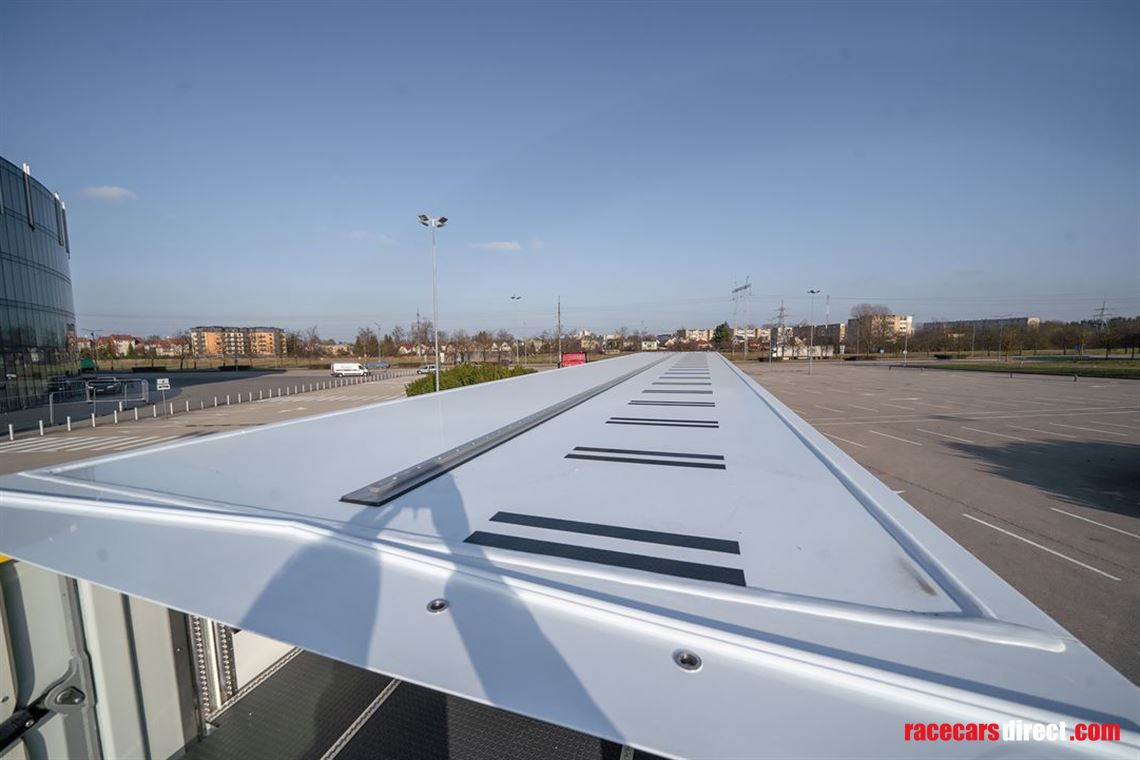 pro-series-race-trailer-by-stella-works