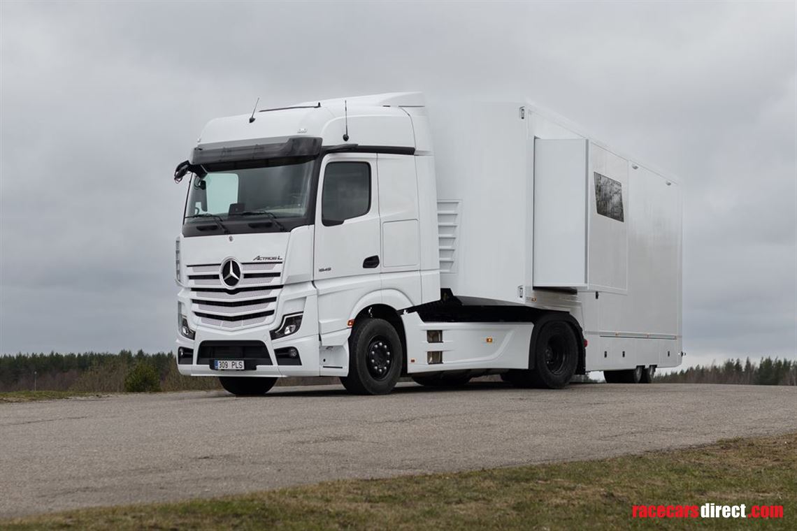 pro-series-race-trailer-by-stella-works