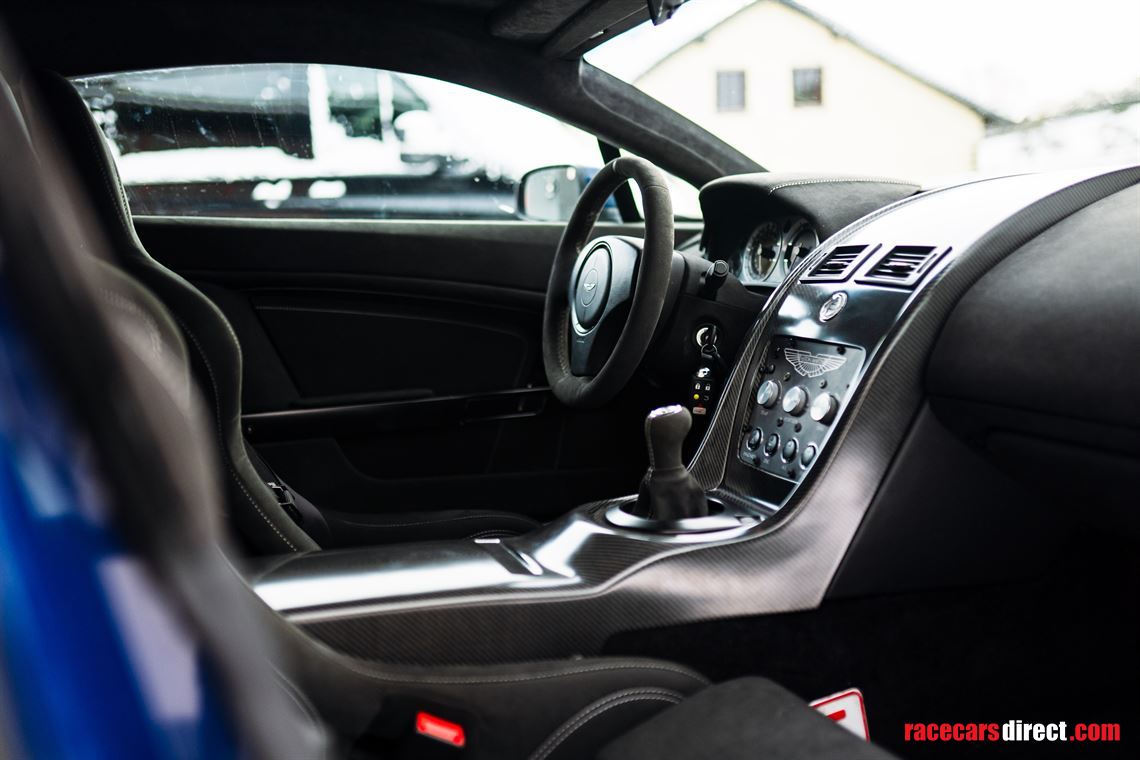 aston-martin-v8-vantage---clubsport