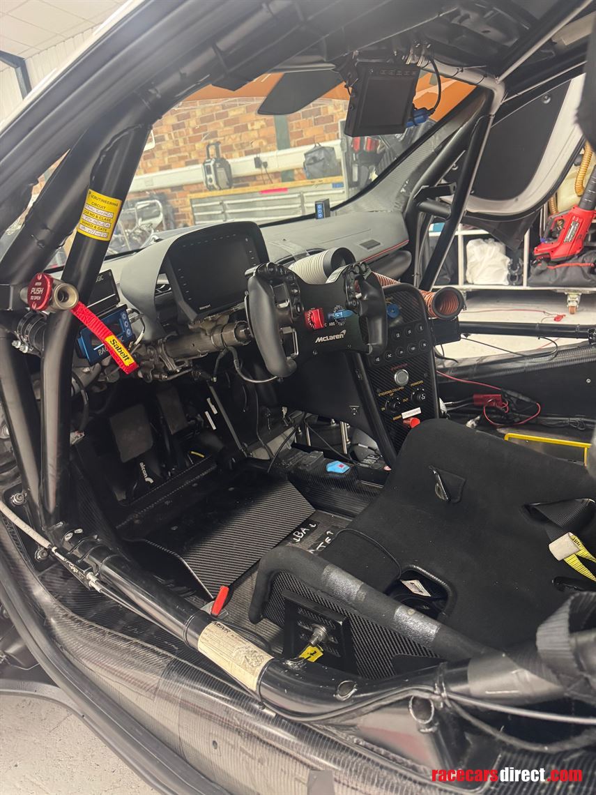 mclaren-trophy-artura-evo