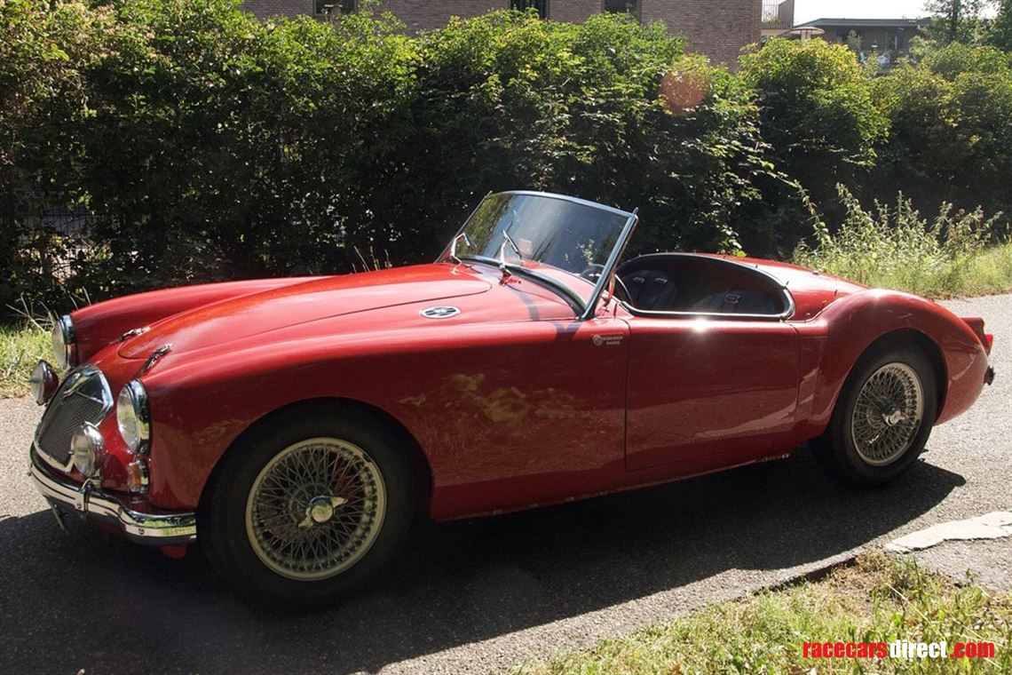 1962-mga-rallyracefast-road