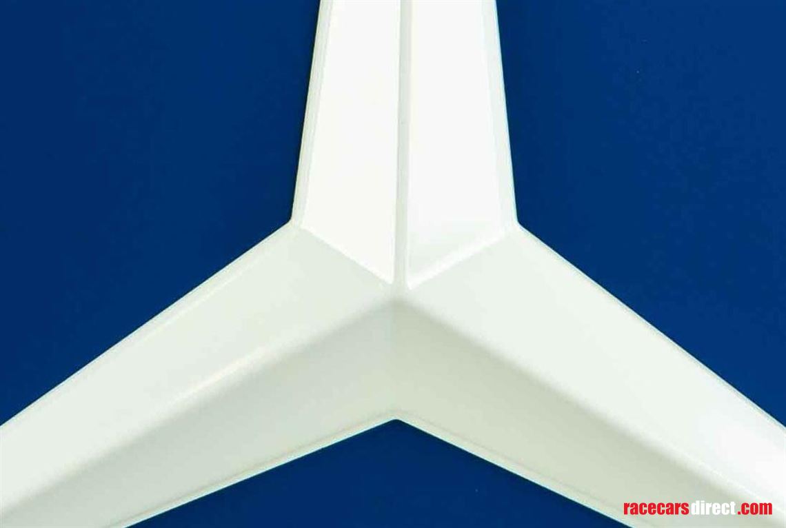 mercedes-original-sign