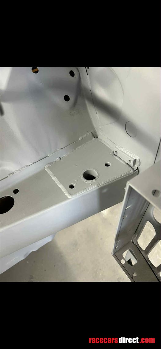 1967-mk1-mini-fia-historic-spec-rolling-shell