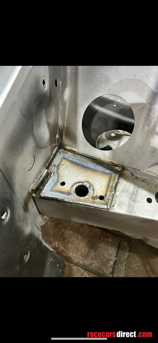 Racecarsdirect.com - 1967 mk1 Mini FIA Historic spec Rolling Shell