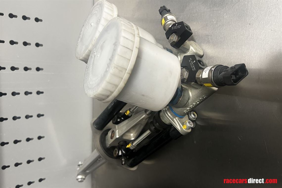 porsche-motorsports-991718981-brake-bias-adju