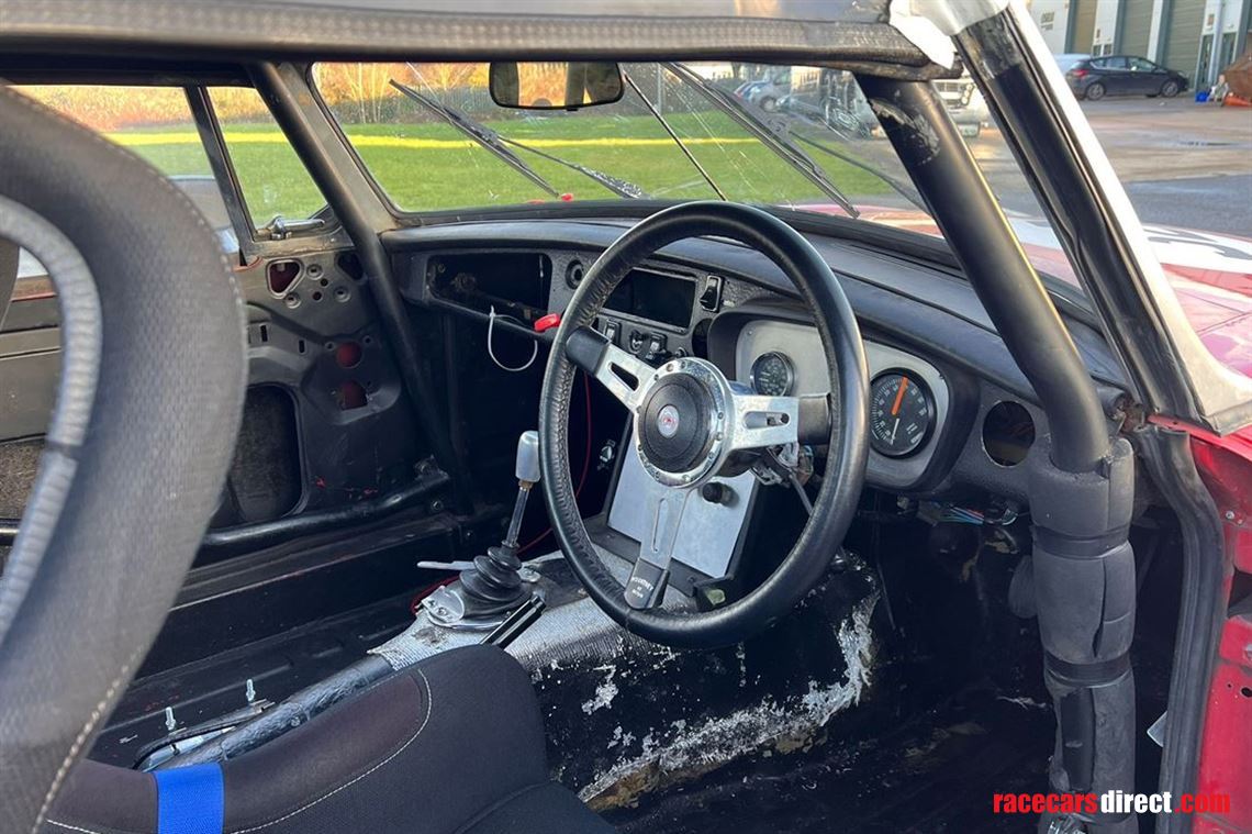 1974-mgb-race-car-1950cc