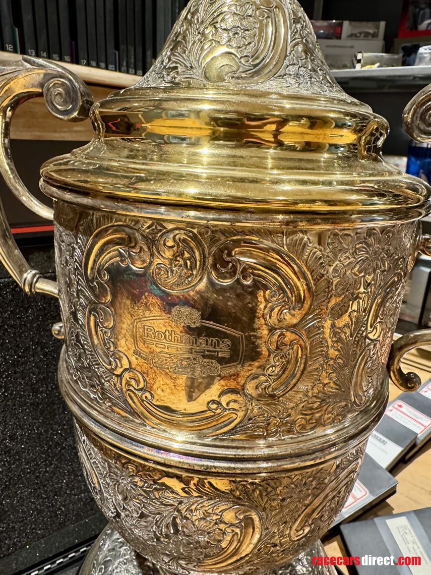 porsche-944-rothmans-turbo-cup-memorbilia-col