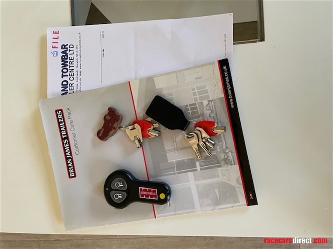 brian-jamesprg-race-car-trailer