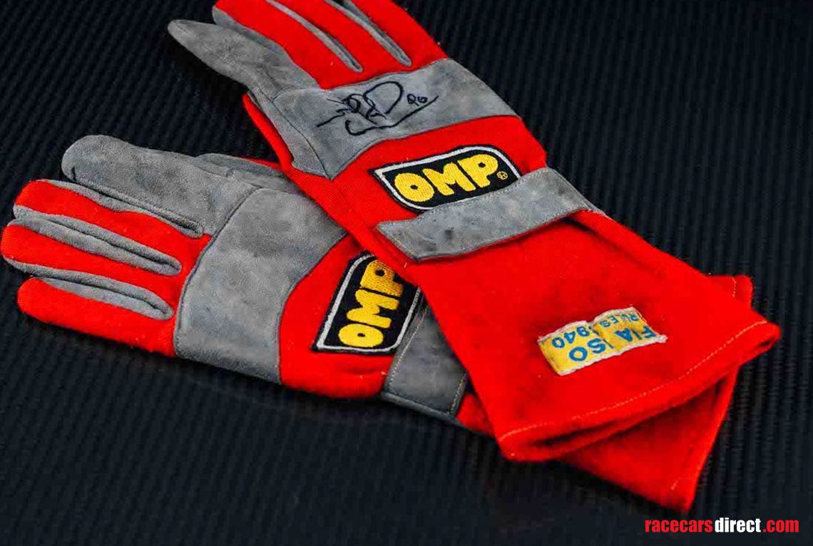 nigel-mansell-1990-signed-gloves