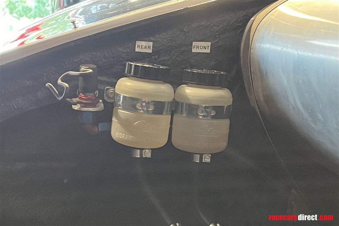 porsche-904-carrera-gts-by-duel-motorsport