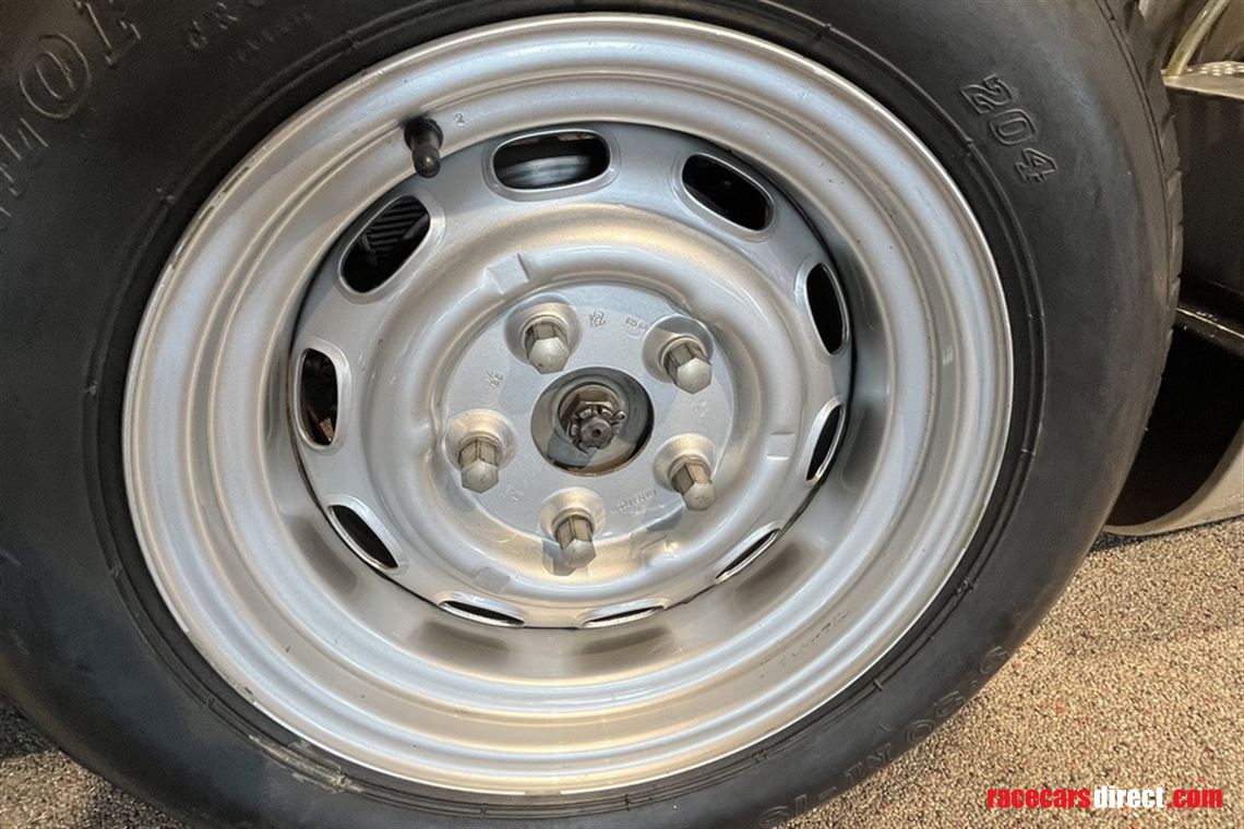 porsche-904-carrera-gts-by-duel-motorsport