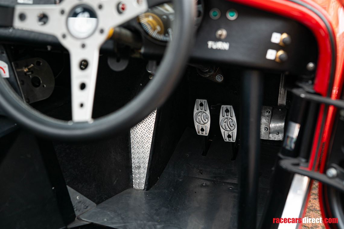 ac-cobra-289-fia-race-car