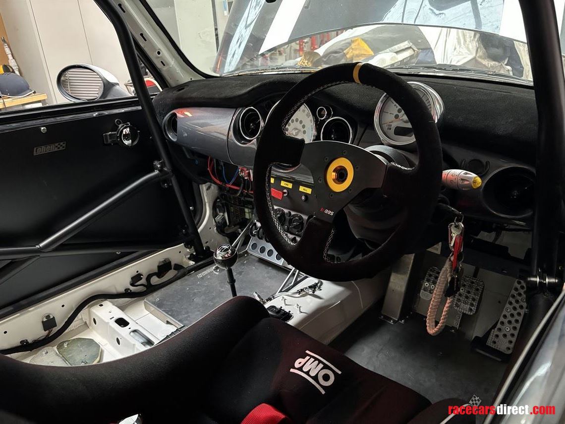 Racecarsdirect.com - Mini Cooper R50 Junior Mini Challenge