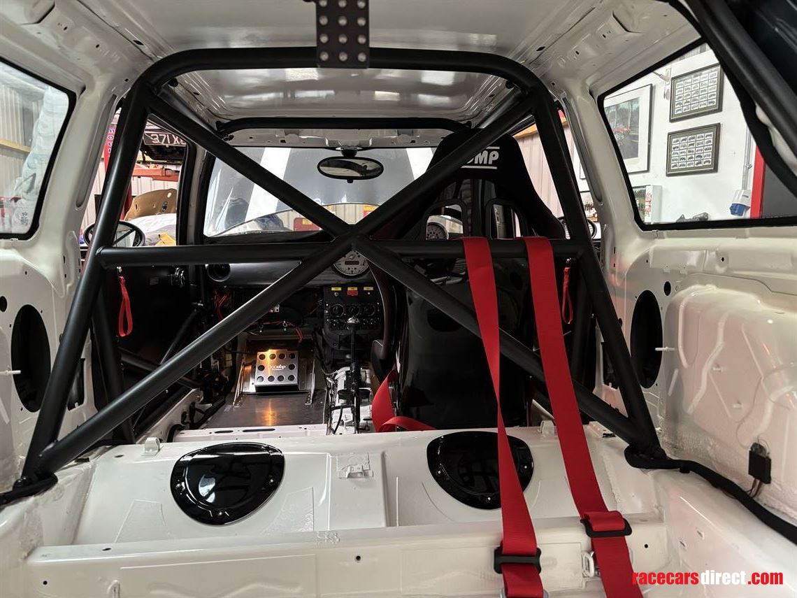 Racecarsdirect.com - Mini Cooper R50 Junior Mini Challenge