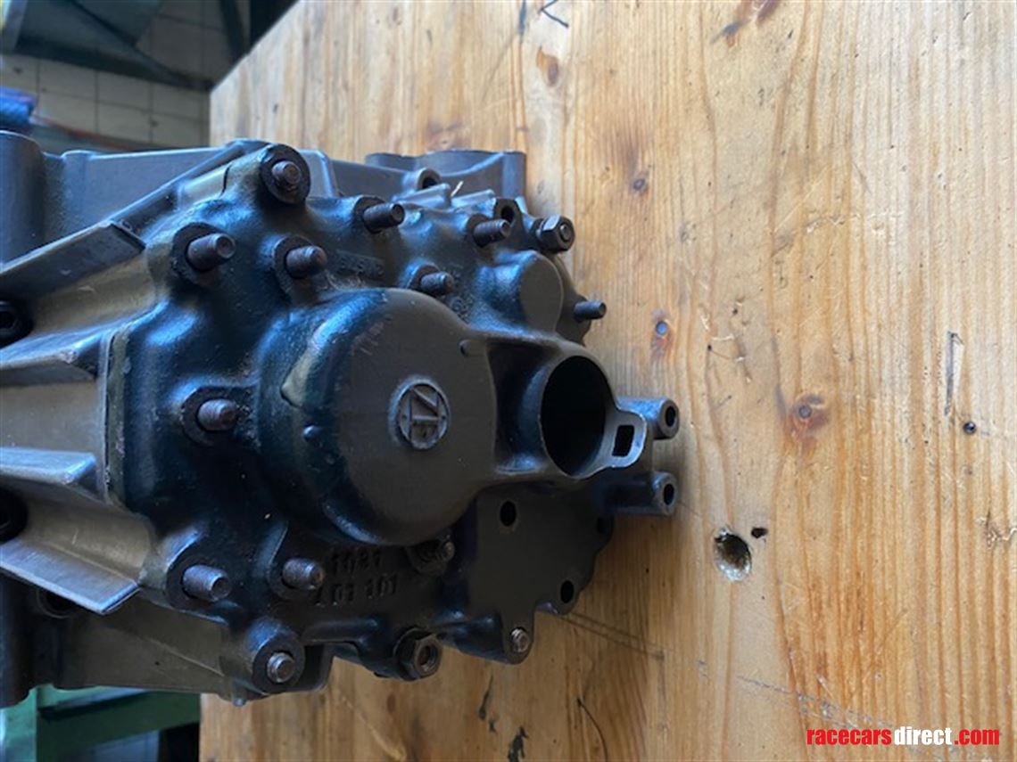 carter-zf-5-ds-25---2-boite-a-vitesse