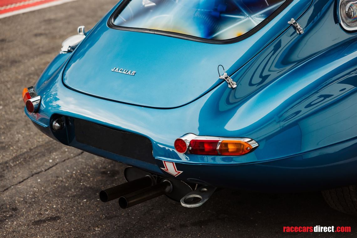 1963-jaguar-e-type-fhc-semi-lightweight