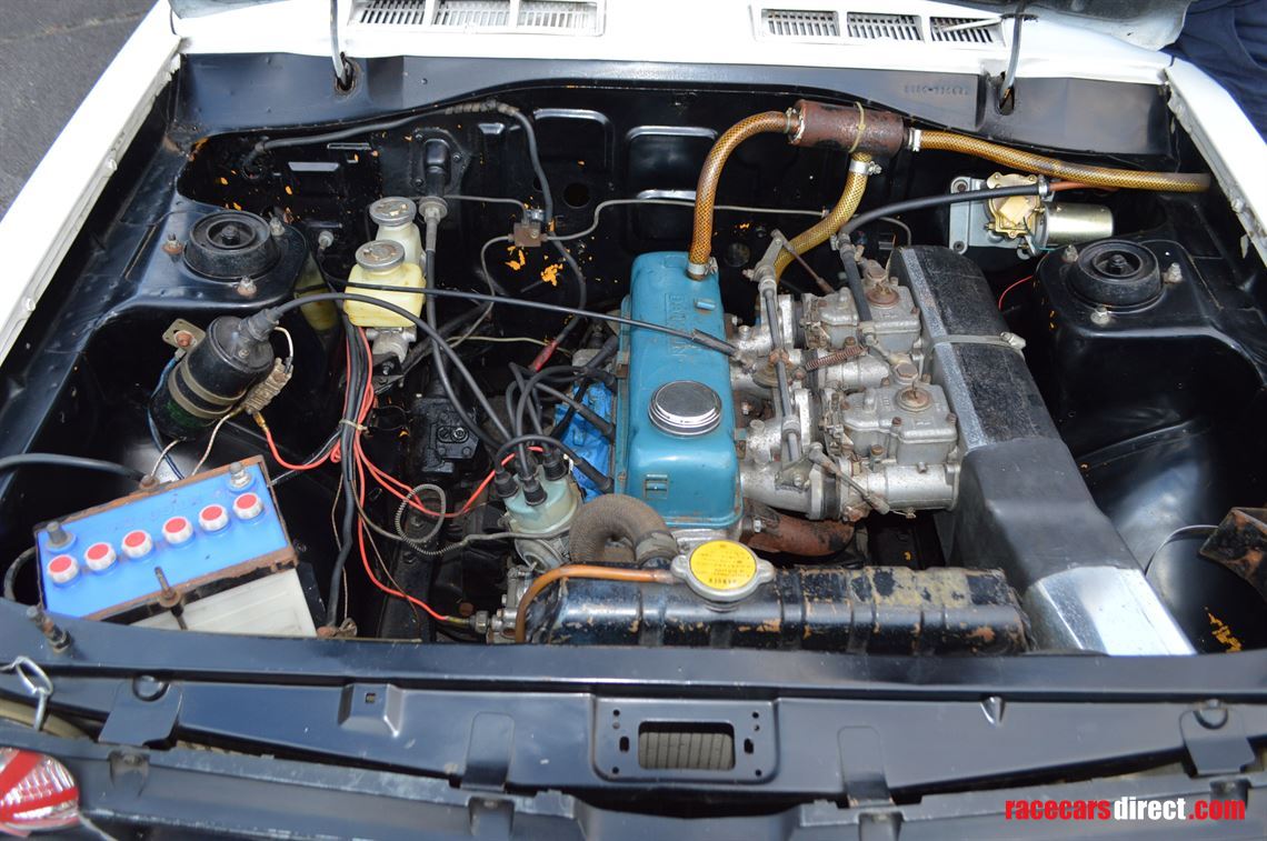 nissan-b110-sunny-touring-race-car