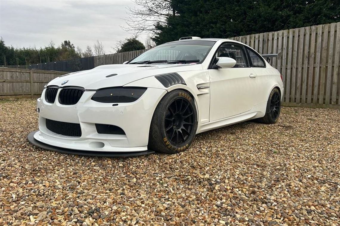 bmw-m3-e92-race-car
