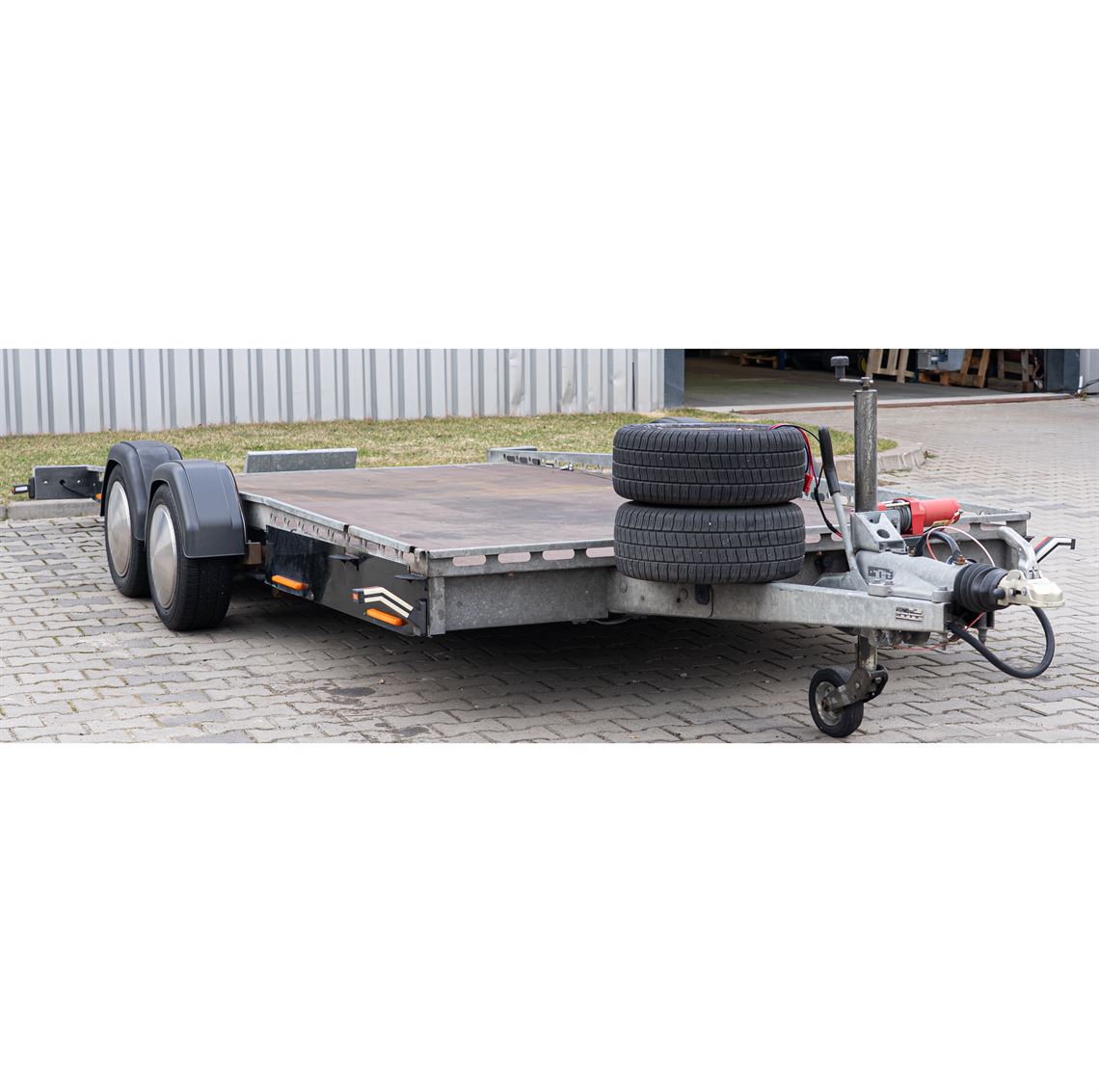 lowered-car-trailer-tohaco-w2-3000bc-air-susp